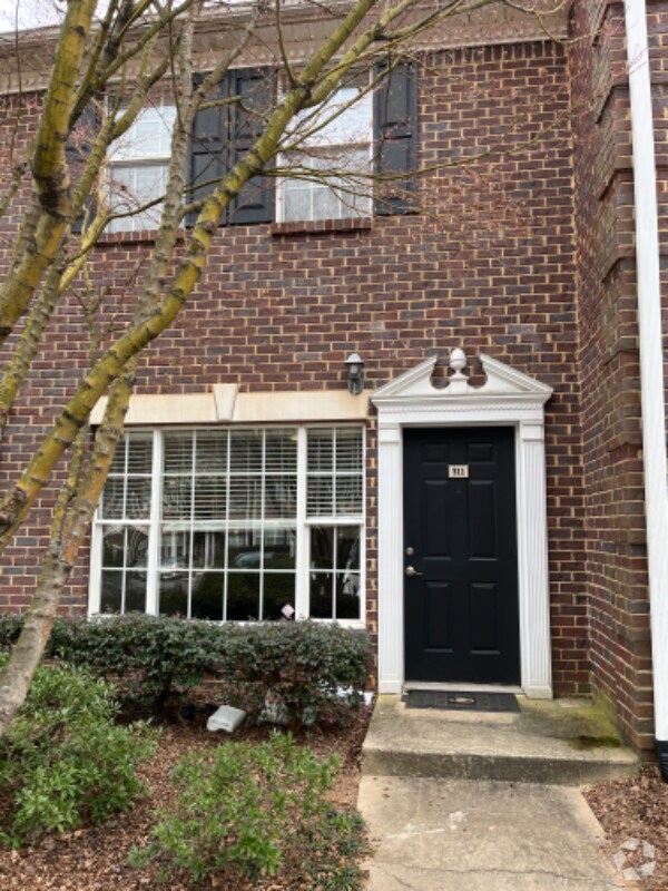 Windy Hills Apartments for Rent with Hardwood Floors Athens, GA 1