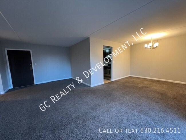 Foto del edificio - ***COUNTY LANE PARK / TENANT PAYS ONLY ELE...