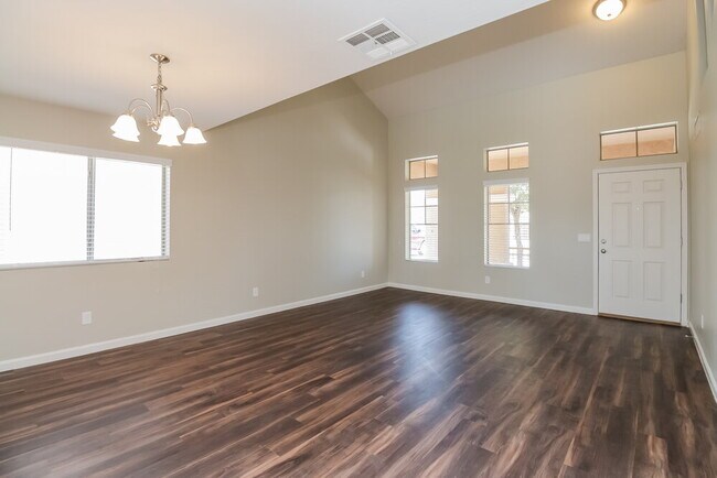 Building Photo - 2415 W Wrangler Way