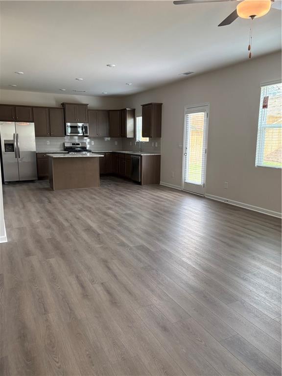 Foto del edificio - 153 Bloomfield Cir