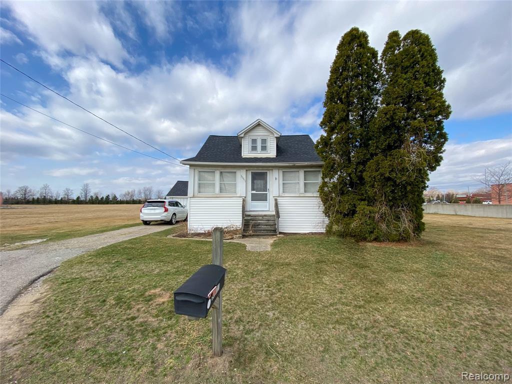 Foto principal - 50811 Romeo Plank Rd