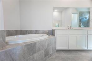 Building Photo - 2518 Plumas Dr