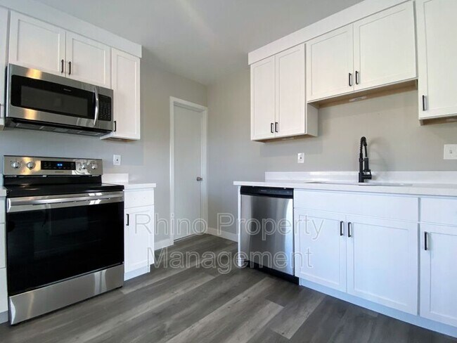 Foto del edificio - 2452 Harrison Blvd