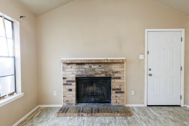 Foto del edificio - 6102 37th St