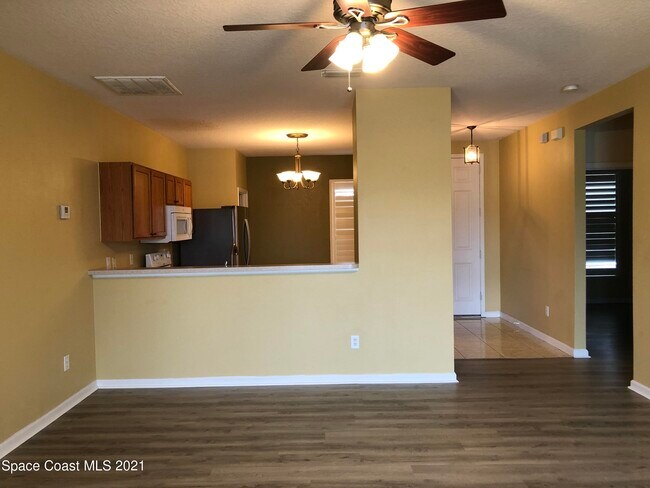 Building Photo - 3646 Mt Carmel Ln