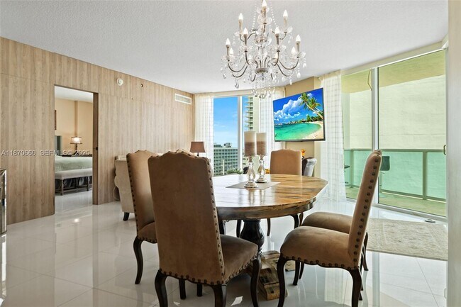 Foto del edificio - 150 Sunny Isles Blvd