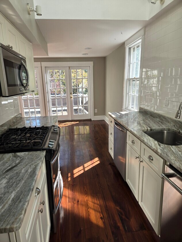 Kitchen - 14 Cady St