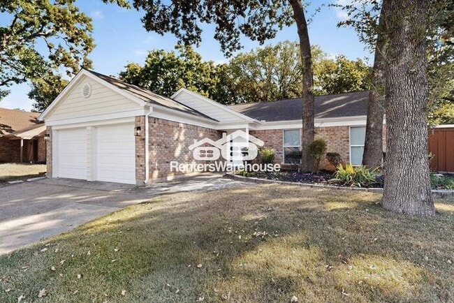 Foto del edificio - MOVE IN READY  Completely Refreshed Euless...