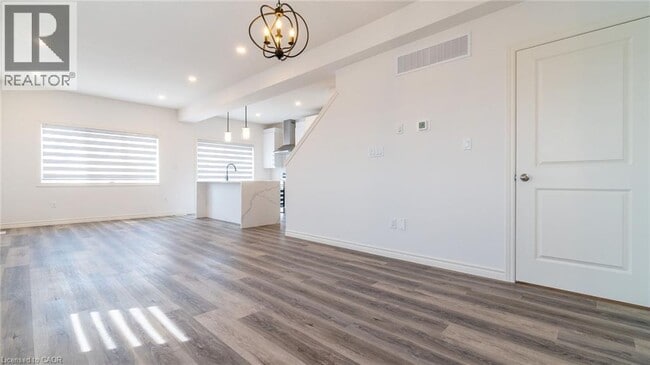 Photo du bâtiment - 3911 Auckland Ave.