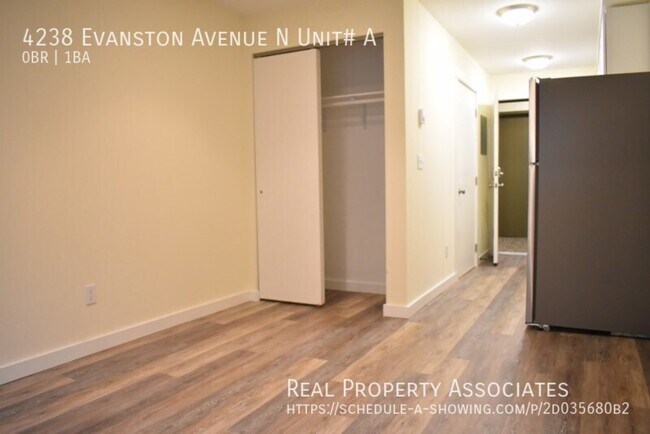 Foto del edificio - 4238 Evanston Ave N