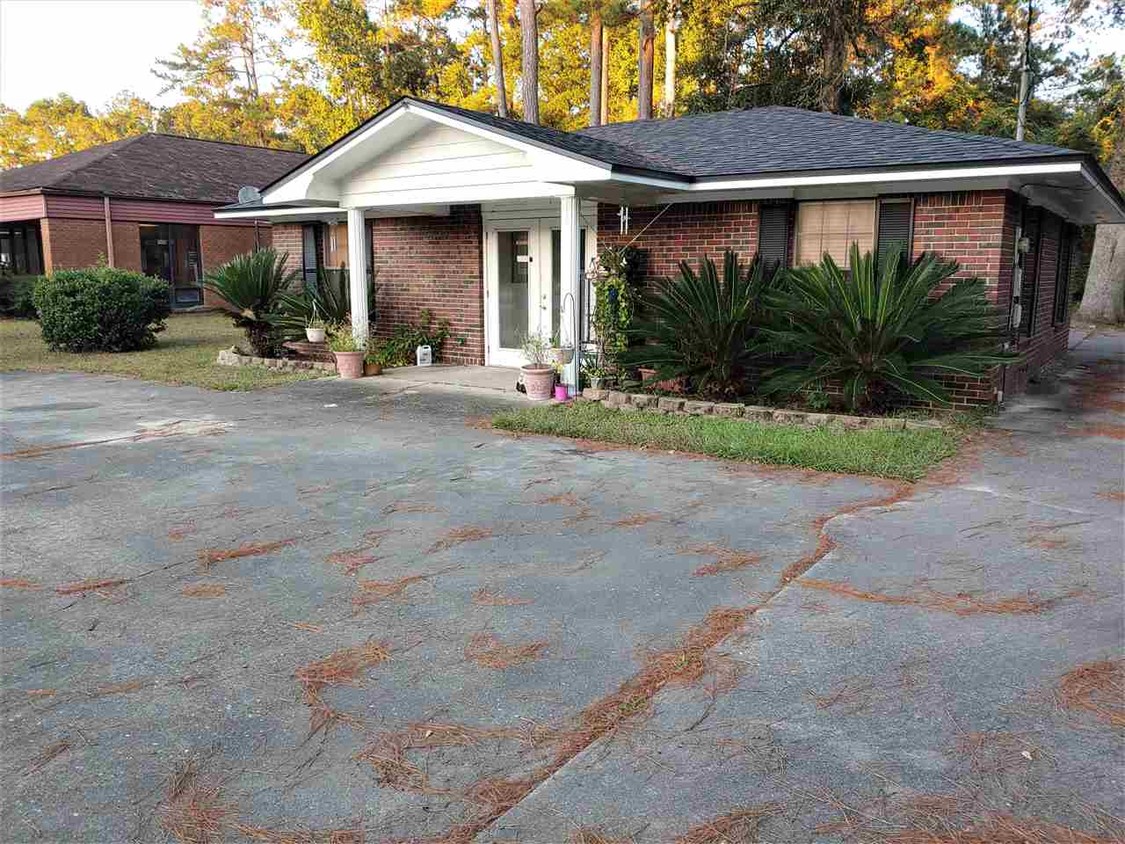 Primary Photo - 8225 Woodville Hwy