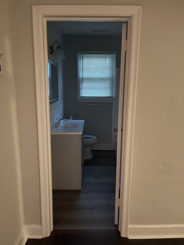 Foto del edificio - 99 Harris Rd