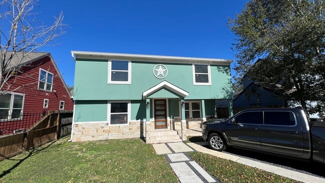 Photo - 4325 Coyle St House