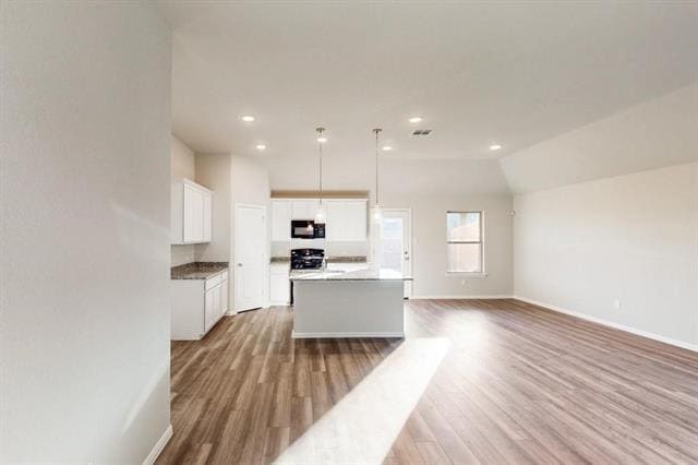 Building Photo - 2700 Rambling Rd