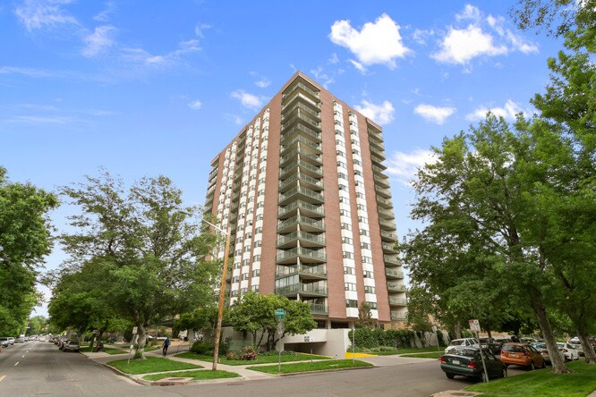 Primary Photo - 550 E 12th Ave