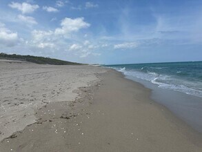 Building Photo - 5420 N Ocean Dr