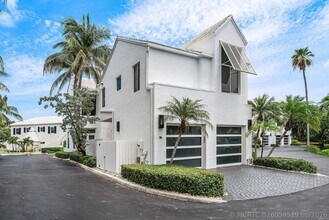 Building Photo - 2115 S Ocean Blvd