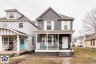 Building Photo - 2514 Lafayette St