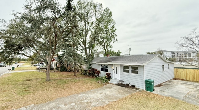 Building Photo - 7150 79th St N