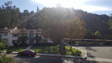 Building Photo - 5005 Collwood Way
