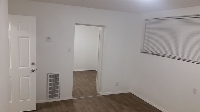 Foto del edificio - 112 Pine St