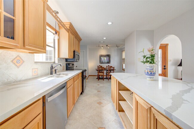 Building Photo - 14214 Woodnook Dr