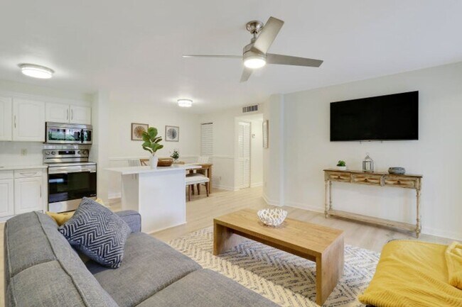 Foto del edificio - 1107 Duncan Cir