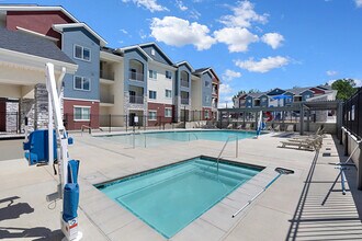 Building Photo - Cascade Springs Apartments