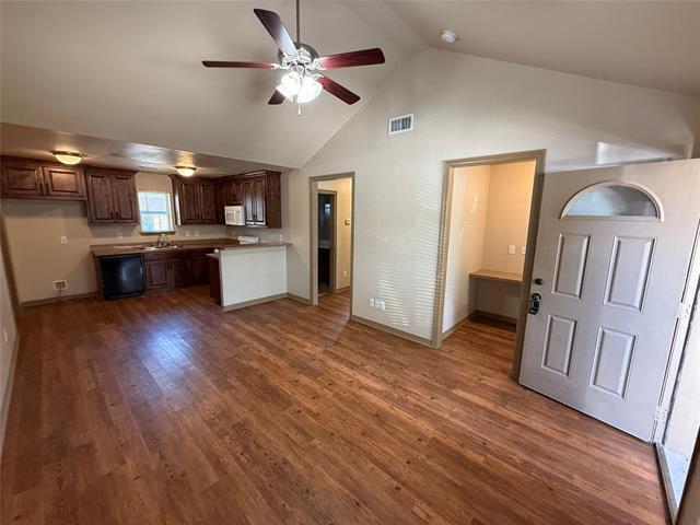 Building Photo - 208 Stewart Bend Ct