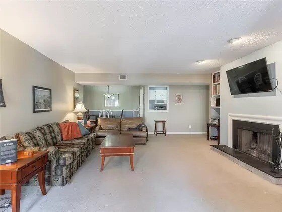 Foto del edificio - 579 Emory Oaks Way