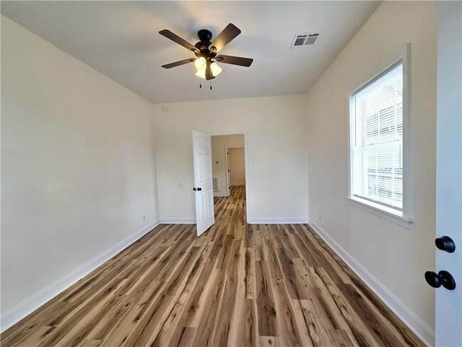 Building Photo - 1624 N Miro St