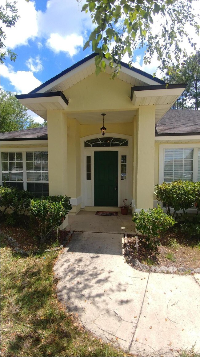 Building Photo - 1324 E Chinaberry Ct