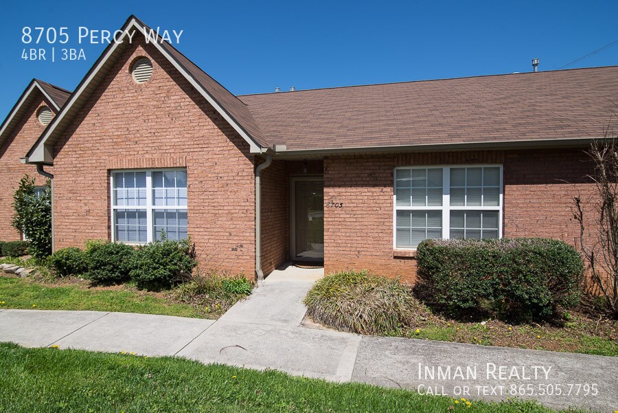 Beautiful 4BR/3BTH, spacious condo in the House Rental in Knoxville, TN