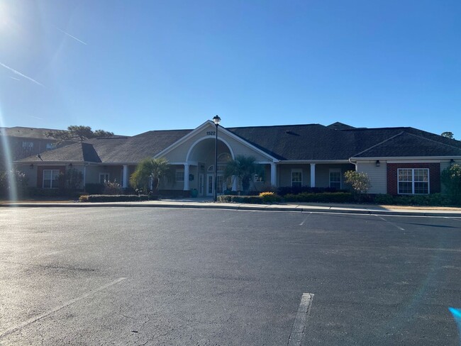 Building Photo - Bellingham Park Beauty