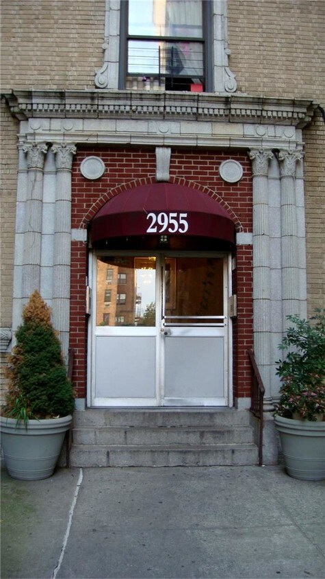 Building Photo - 2955 Grand Concourse