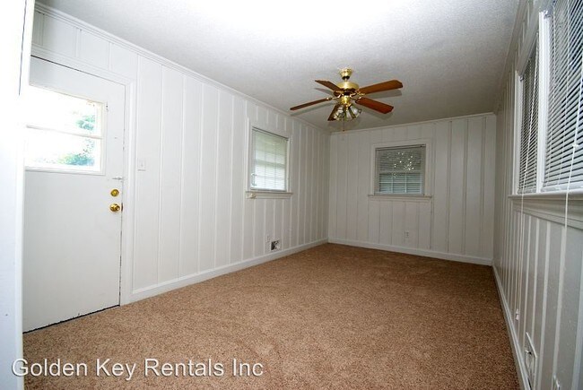 Building Photo - 3 br, 1 bath House - 1606 Rawlings St.