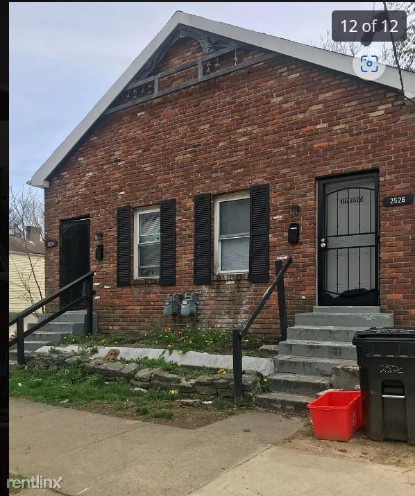 Foto principal - 2 br, 1 bath Duplex - 2526 Elliott Avenue ...