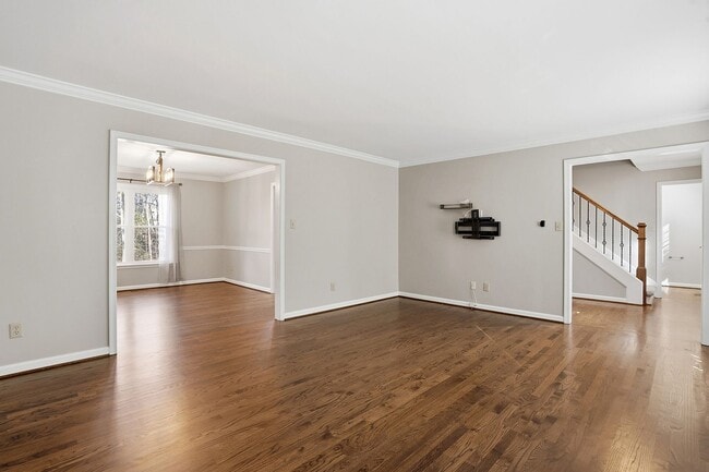 Building Photo - JUST REDUCED- BEAUTIFUL AND SPACIOUS HOME IN DESIRABLE APEX