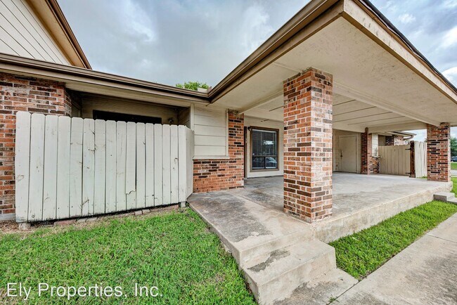 Building Photo - 1 br, 1 bath House - 1705 Crossing Place #119