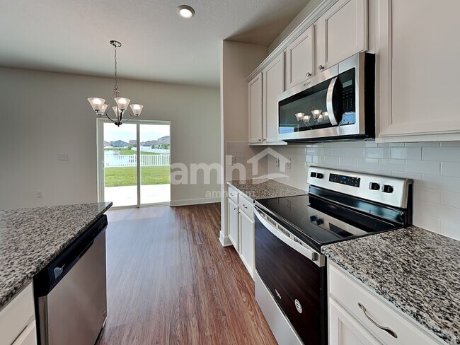 Foto del edificio - 4536 Reisswood Loop