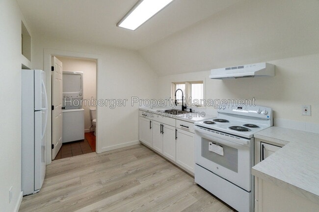 Building Photo - 227 E Ermina Ave