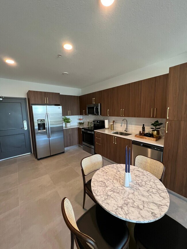 Foto del edificio - 1004 Sunnybrook Rd