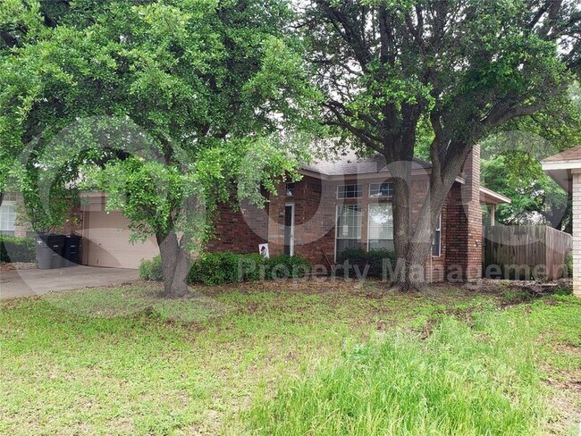 Foto del edificio - 1362 Yorkshire St