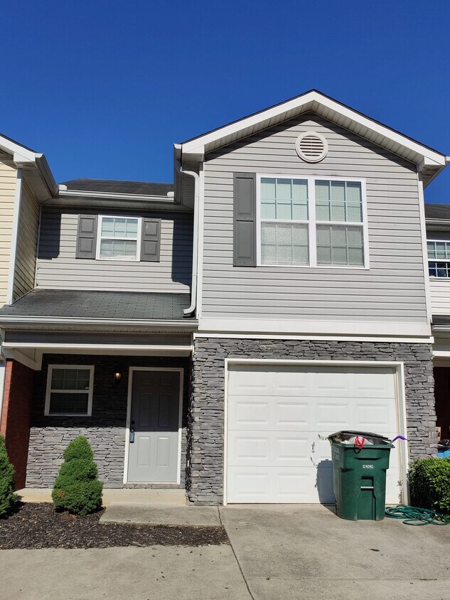102 Avalon Dr, Calhoun, GA 30701 Townhome Rentals in Calhoun GA