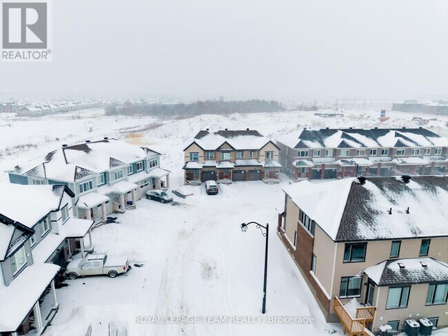 Building Photo - 819 Andesite Ter