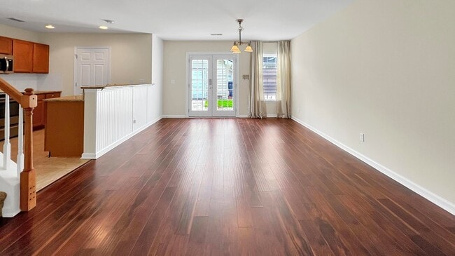 Foto del edificio - 4824 Willow Brook Ln