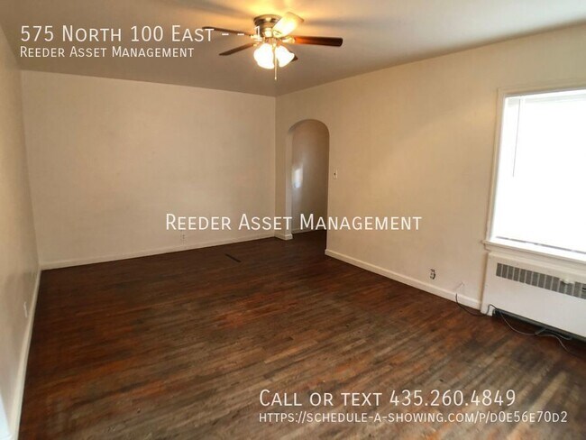 Building Photo - Historic 4 Bedroom 1 Bathroom Apartment