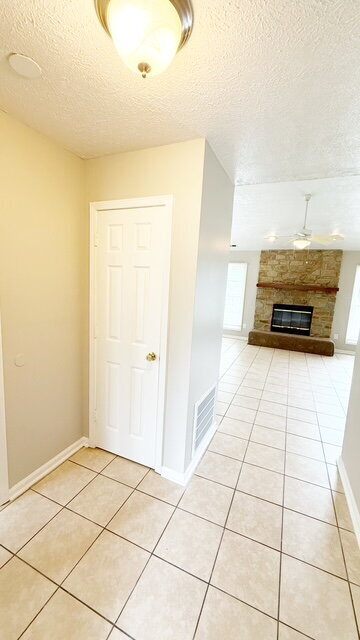 Photo - WAYNE TOWNSHIP! House