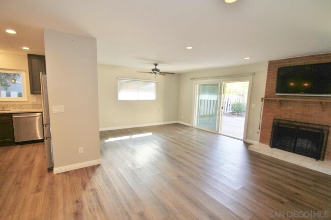 Building Photo - 15170 Andorra Way