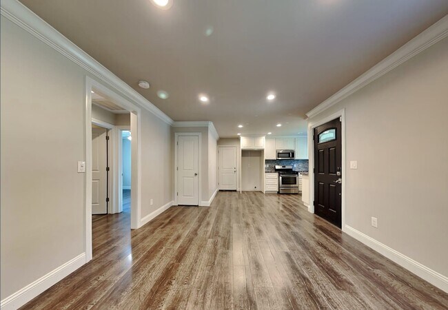Building Photo - 464 Jewel Stone Way